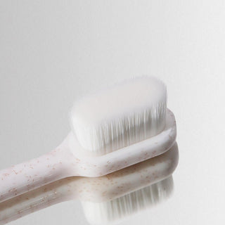 Tandenborstel met polijstende functie