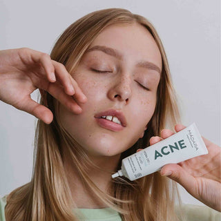 ACNE Balancing Fluid